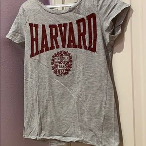 Harvard t-shirt